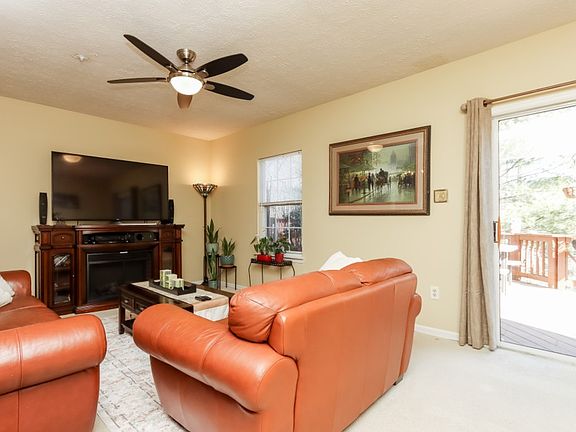 3rd image of 9208 Brewington Ln