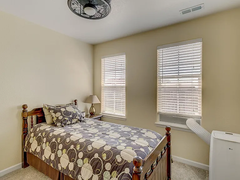 1033 Burning Bush Point — Photo 15