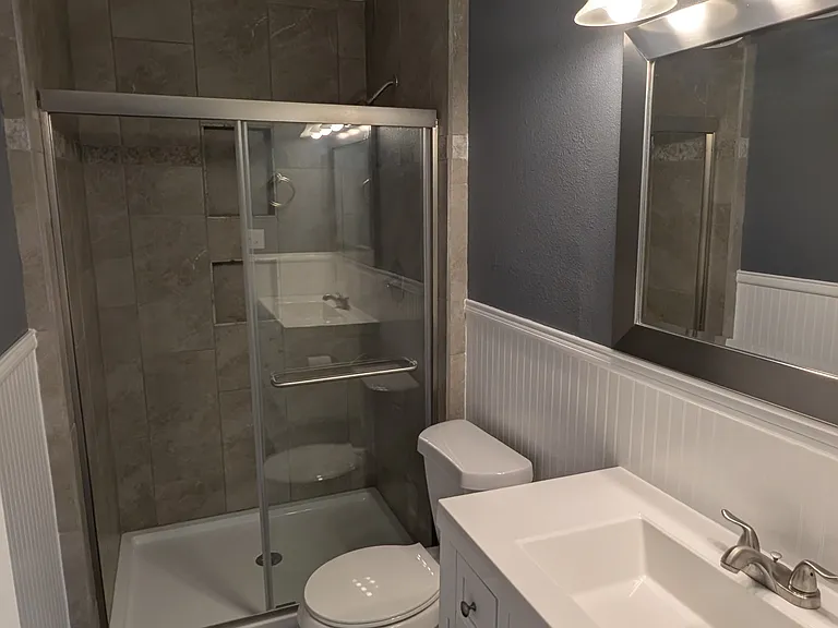 435 Gunther Cir — Photo 11