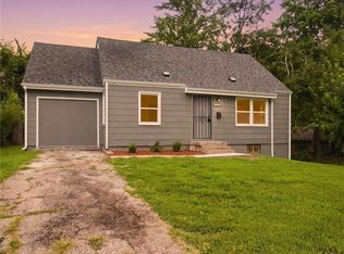 4660 E 43rd Ter, Kansas City, MO 64130