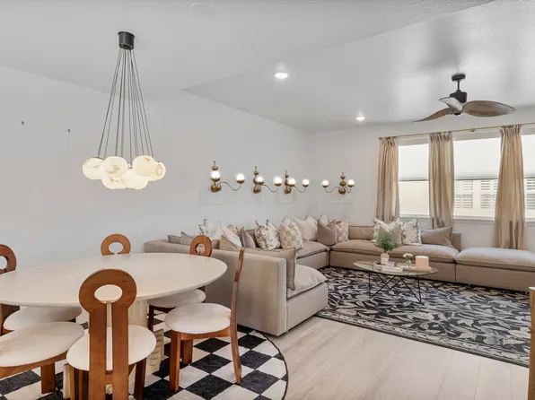 12996 S Cohab Canyon Ct, Riverton, UT 84096