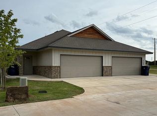 530 S Cemetery Rd, Yukon, OK 73099