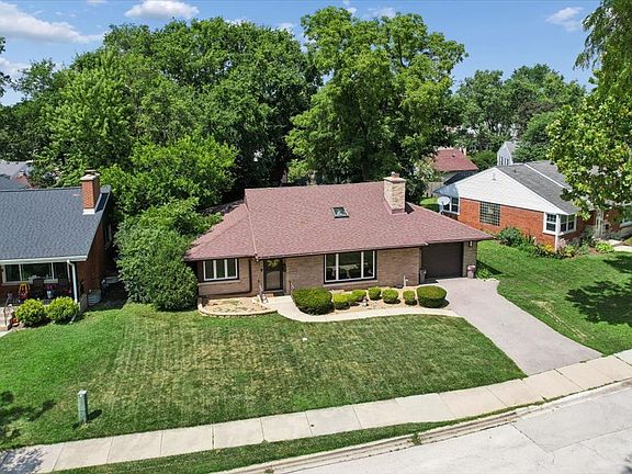 2nd image of 110 Green Valley Dr