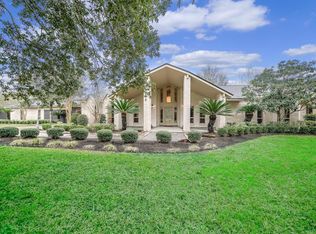 207 Sunset Dr, Friendswood, TX 77546