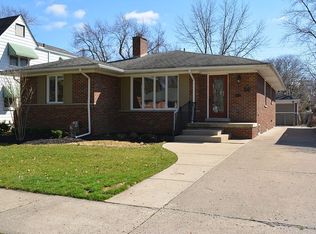 10715 Elgin Ave, Huntington Woods, MI
