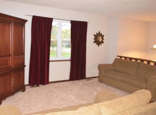 3734 SW 35th St, Topeka, KS 66614