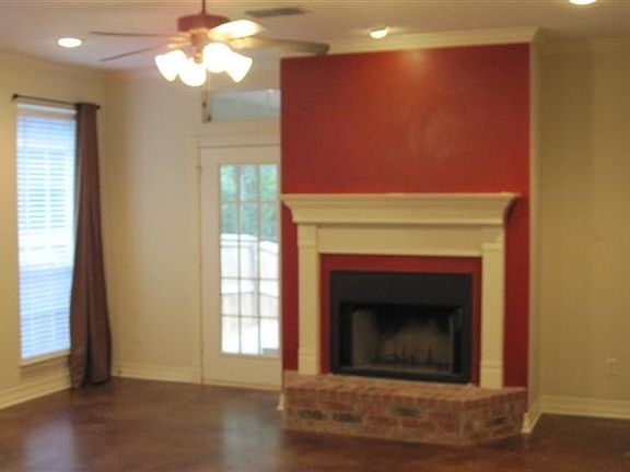 2nd image of 3426 Iberville Dr