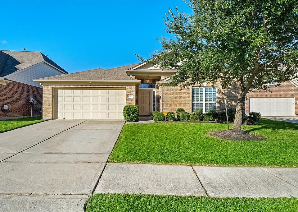 1st image of 17315 Admiral Oak Ct