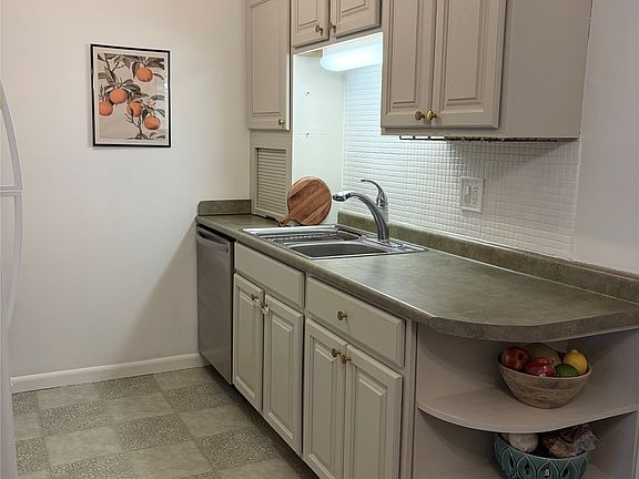 2nd image of 1900 50th St APT 9