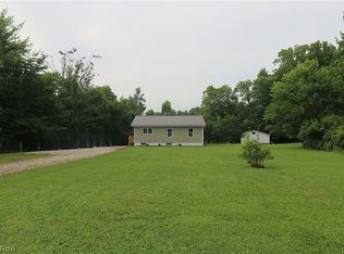 5236 Zenobia Rd, Wakeman, OH 44889