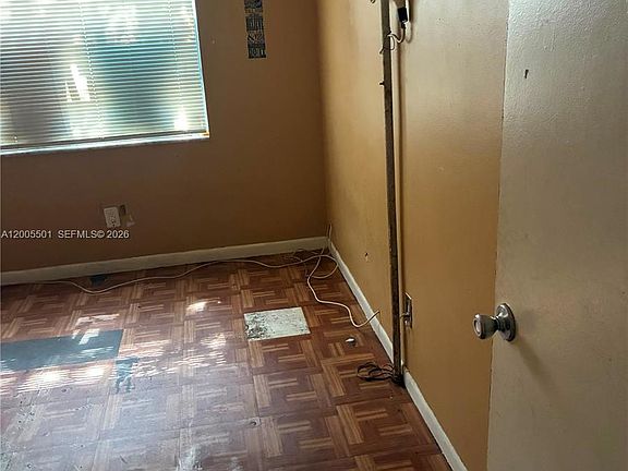 4th image of 3820 SW 60th Ter #1