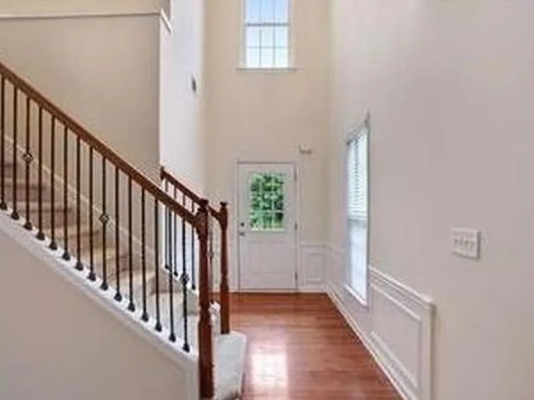 105 Finchley Dr — Photo 11