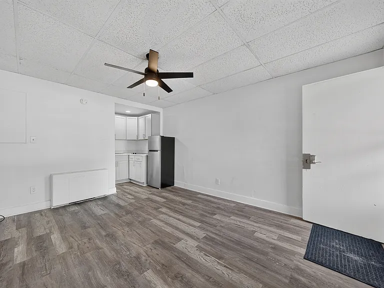 16001 Dixie Hwy #3 — Photo 4