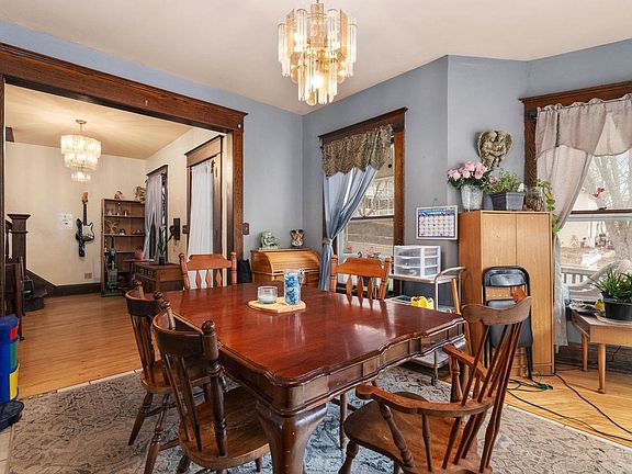 3rd image of 517 North Park Street