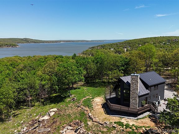 3rd image of 2217 Hidden Ridge Rd