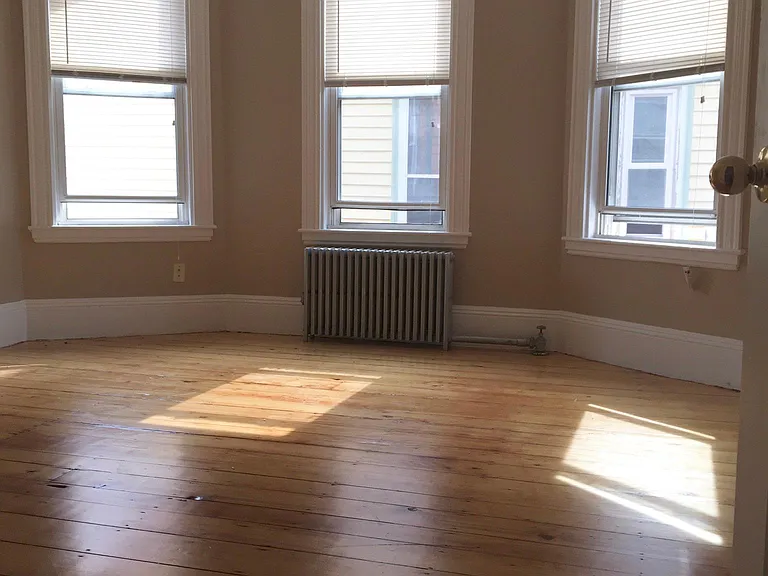 332 Centre St #3 — Photo 3