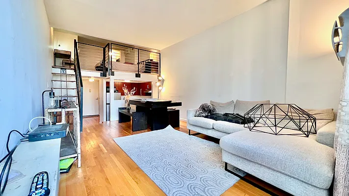 Rented by JK Dansar Corp | media 23