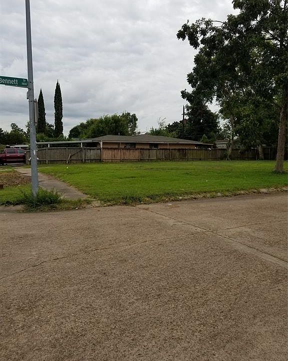 1st image of 3702 Ramsey Dr