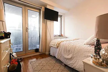 Rented by Metropolitan Property Group