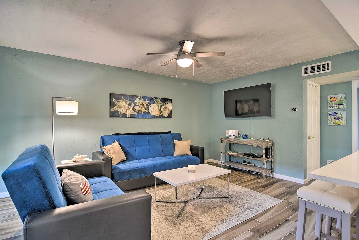 1 bed, 1.0 bath, 645 sqft, $3,340 — Photo 1