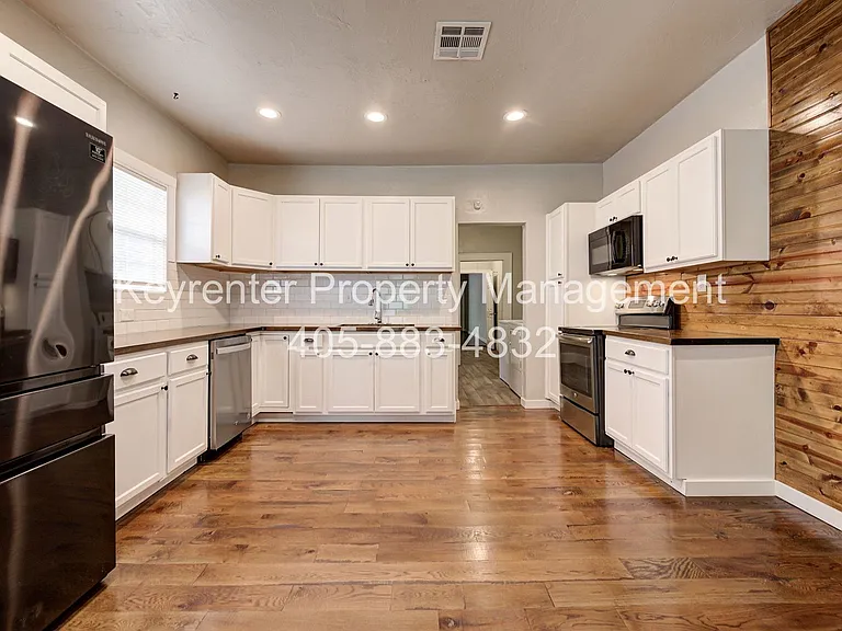 1444 NE 13th St #1446 — Photo 7