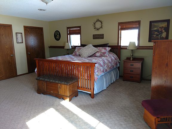Master bedroom, walkout patio