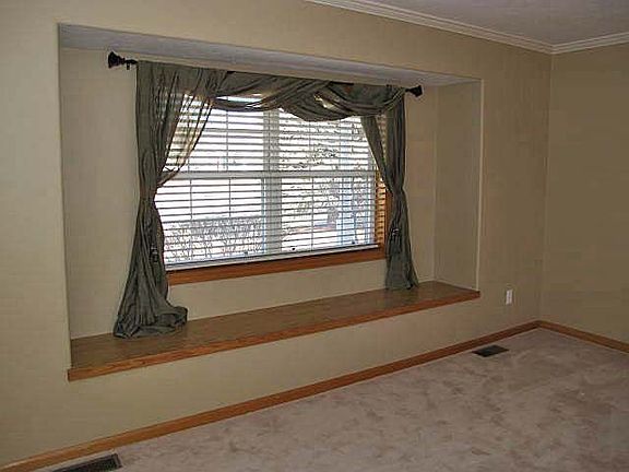 5th image of 3897 Nathan Dr