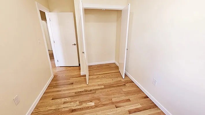 Rented by David Francis New York LLC | media 4