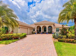 3200 SW English Garden Dr, Palm City, FL 34990
