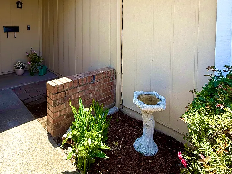 9068 Posada Way — Photo 3