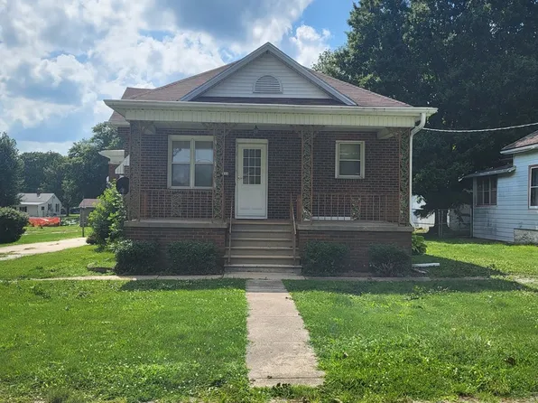 708 N Harrison St, Streator, IL 61364