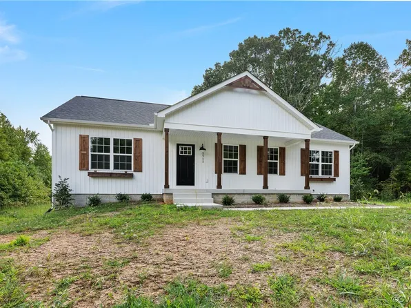 2952 Lewiston Rd, Bumpass, VA 23024