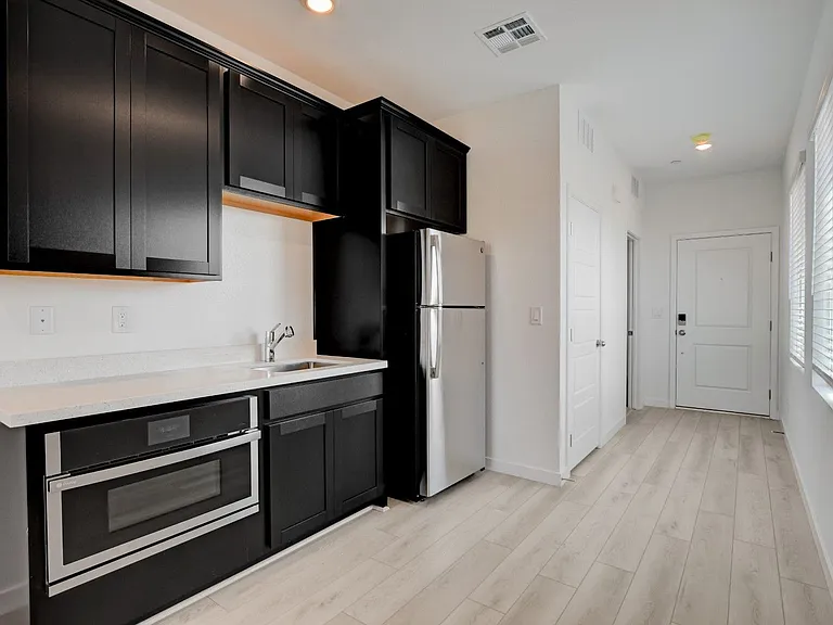 345 Isla Enclave Way — Photo 37