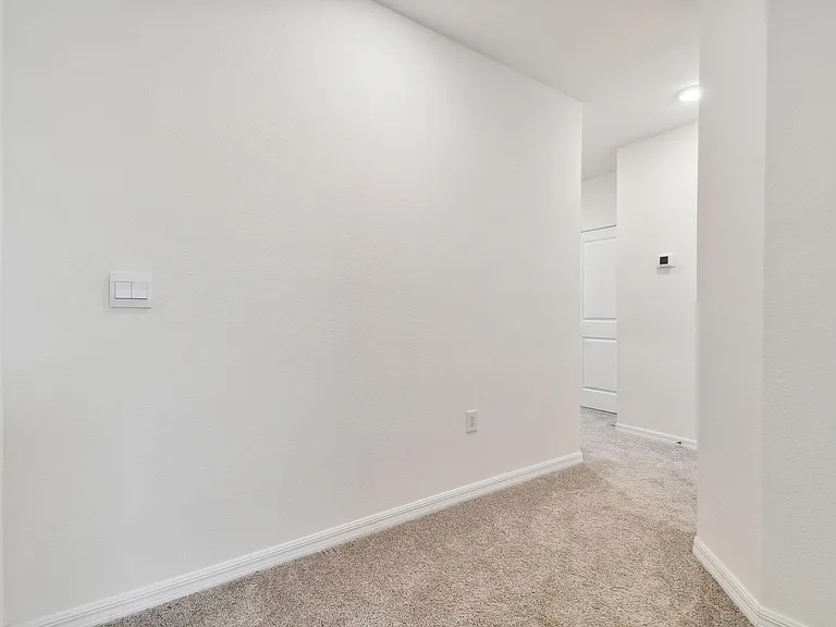 32935 Regent Canal St — Photo 36