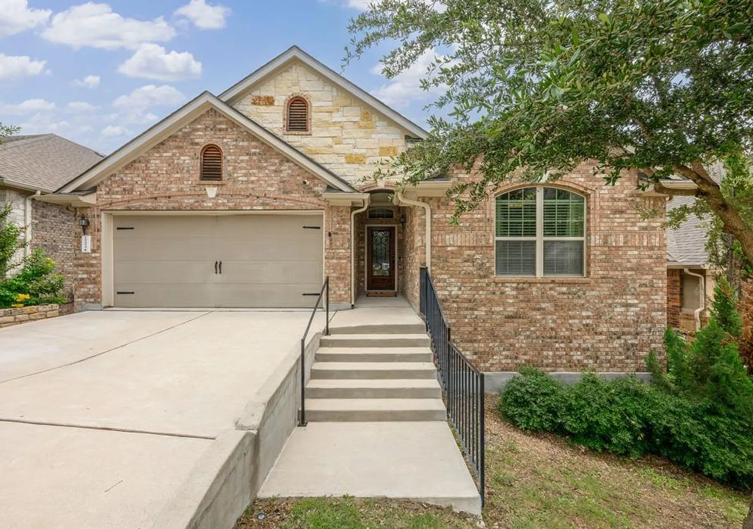 Beautifully Designed Home offering Modern Comfort Ready for Lease! — Photo 1