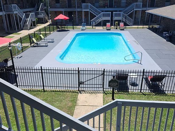 5th image of 1200 Mill Rd APT 302