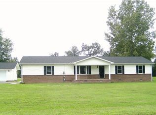 150 Archery Ln, Manchester, TN 37355