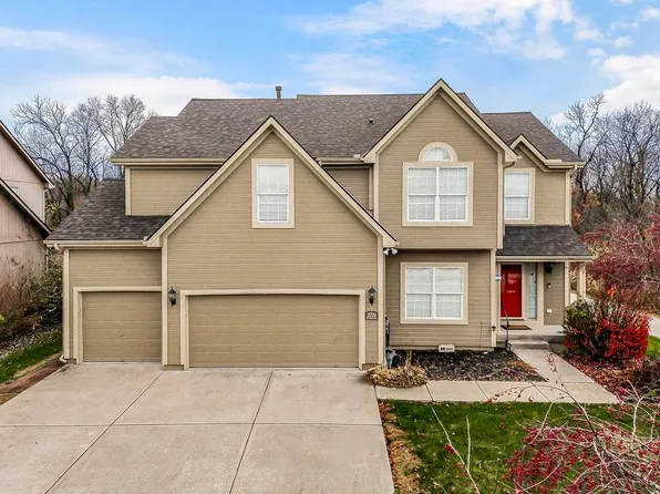 2709 SW Golden Eagle Rd, Lees Summit, MO 64082