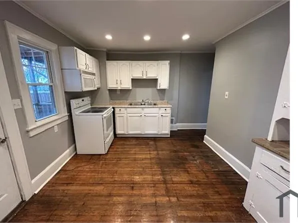 3235 Grove Ave, Lorain, OH 44055