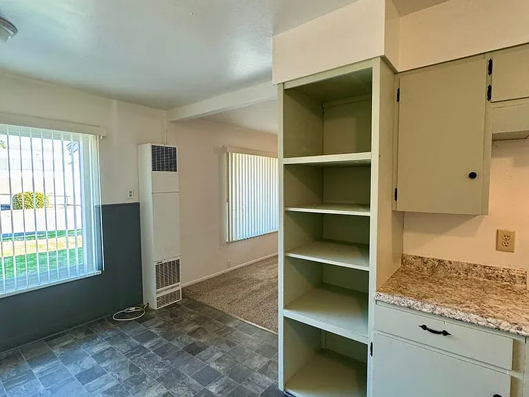 705 East Ave — Photo 4