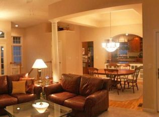 23715 Hidden River Dr, Sturgis, MI 49091