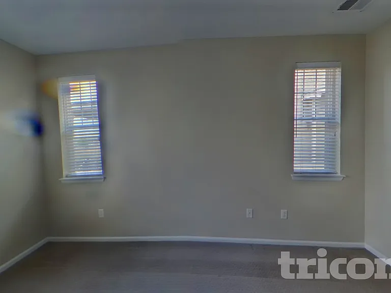 10545 Boston St — Photo 6