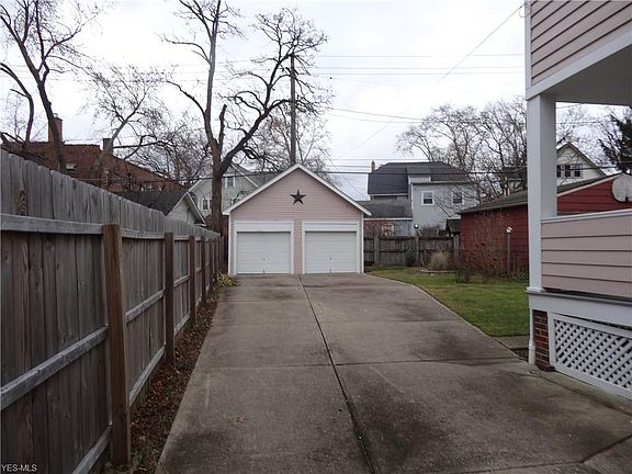 2nd image of 1427 Owego Ave