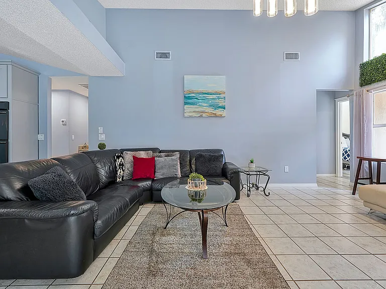 17 Wayland Pl — Photo 38