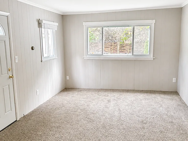 1599 Bournemouth Rd — Photo 7
