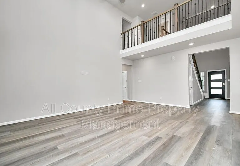 1218 Raburn Run Ln — Photo 6