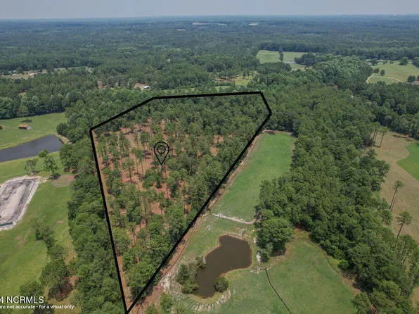 2528 Lakebay Road, Vass, NC 28394