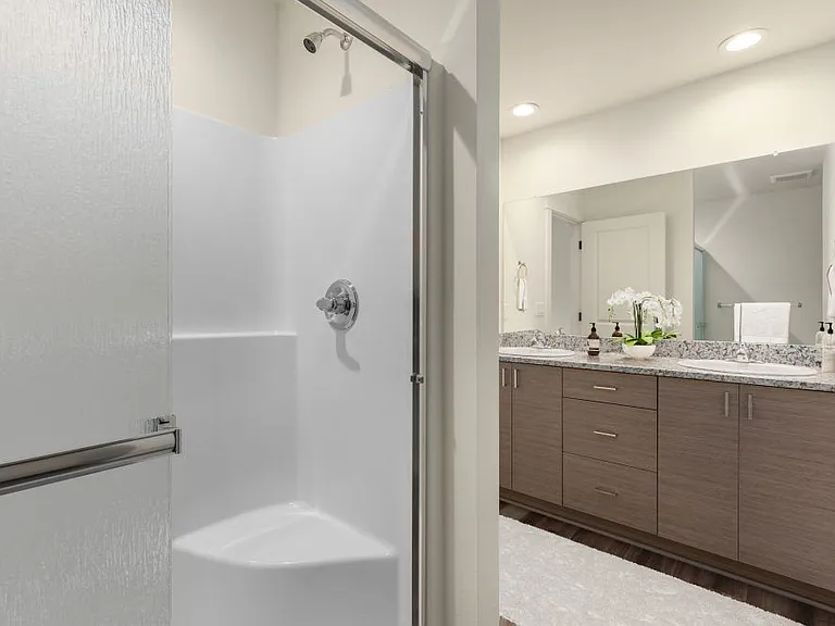 The Crossing Townhomes — Photo 7