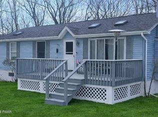 103 Pom Pom Ct, Milford, PA 18337