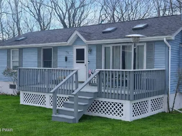 103 Pom Pom Ct, Milford, PA 18337